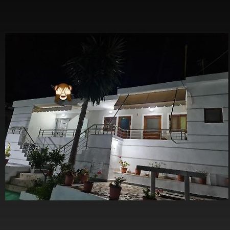 Villa Gezimi Ksamil Exterior photo